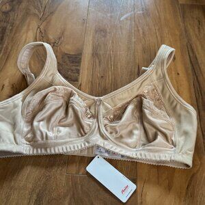Anita Womens Beige Wire-Free Bra With Lace Accents Size 40 NWT